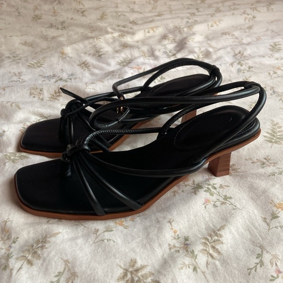 Shoes - Black Strappy Slingback Heels with Wooden Finish